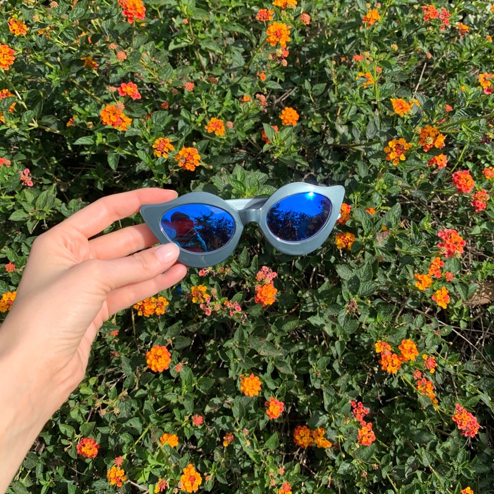 House of Holland Lipstick Sunglasses